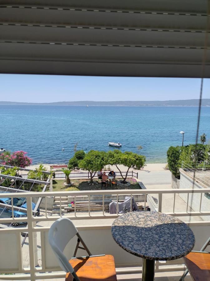 Apartman Figaro Pogled Od Milijun Dolara, 2 Tusa, 2 Wc Kaštela Esterno foto
