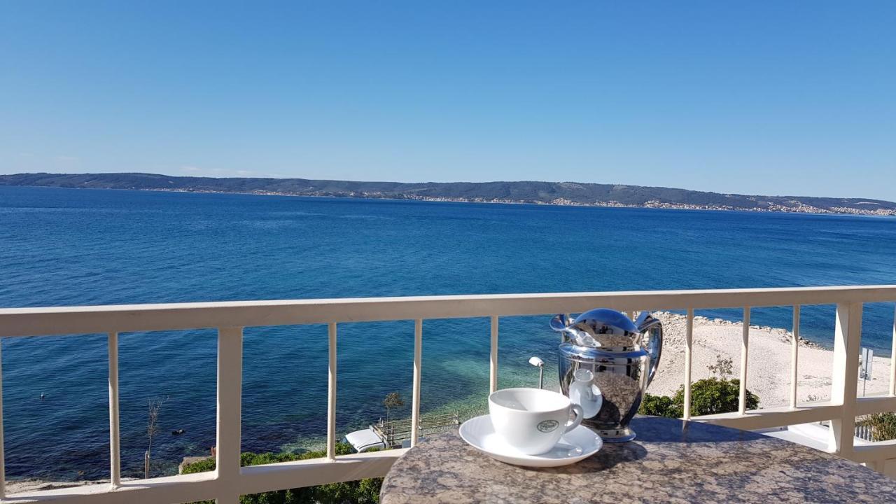 Apartman Figaro Pogled Od Milijun Dolara, 2 Tusa, 2 Wc Kaštela Esterno foto